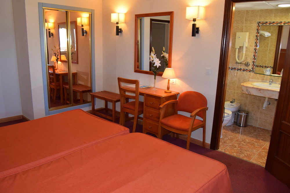 Hotel Mari Carmen Guadix Exterior photo