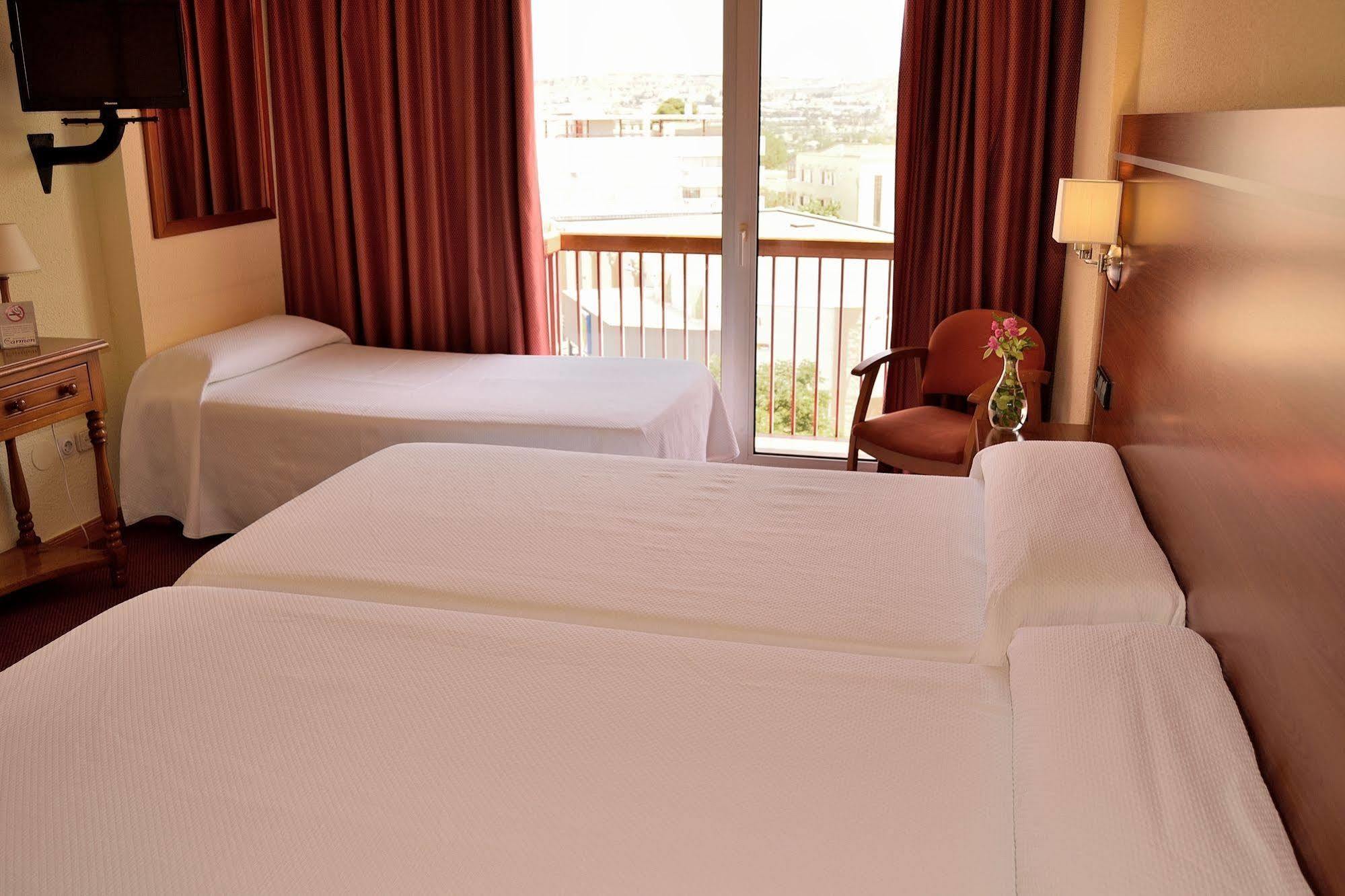 Hotel Mari Carmen Guadix Exterior photo